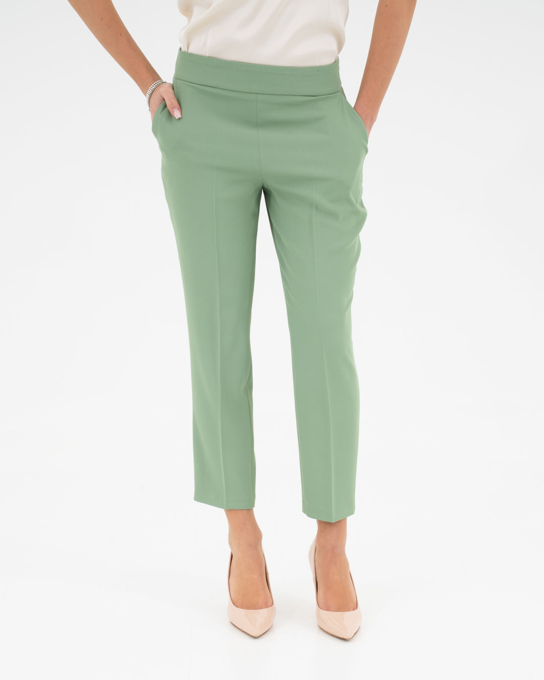 Fluid trousers with side zip