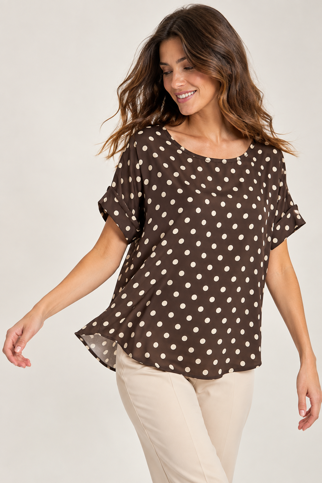 Maglia con risvolto fantasia pois