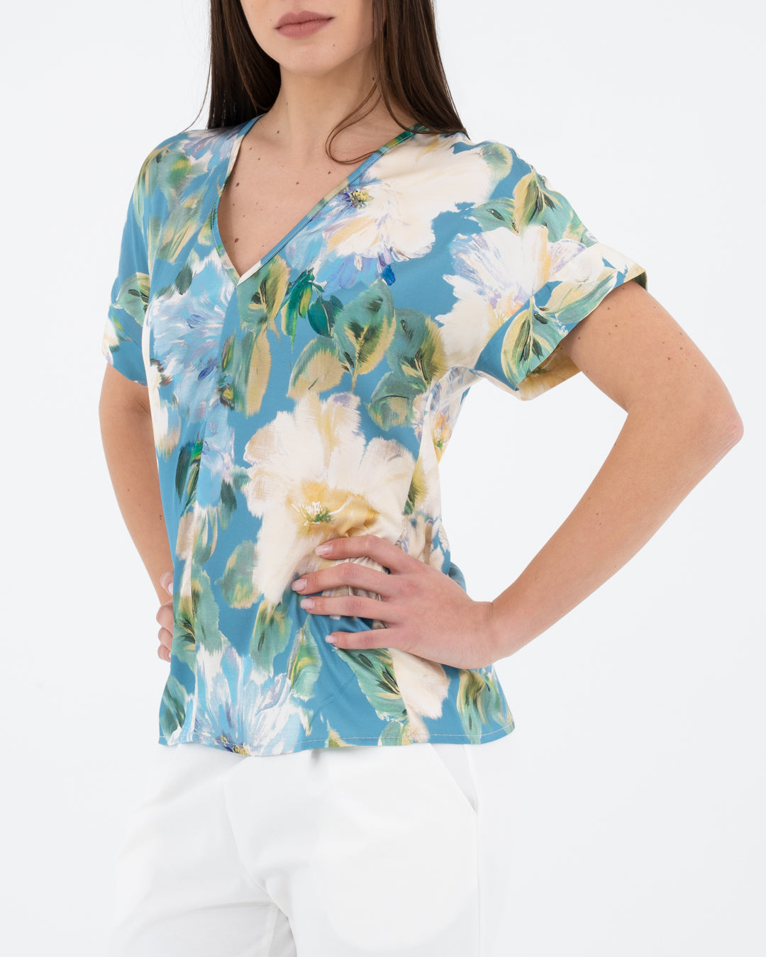 Blusa con scollo a V fantasia floreale celeste