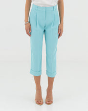 Pantalone fluido con risvolto e pences